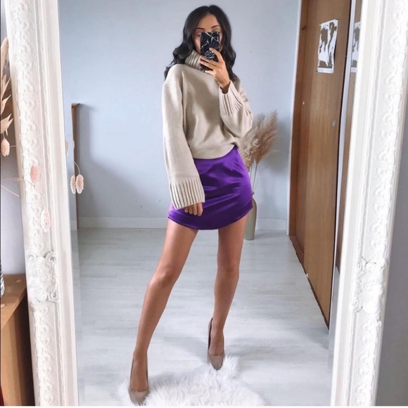 Zara * Bloggers Favorite Mini Purple Skirt - Picture 4 of 16
